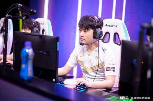 v5教练最新爆料视频,揭秘电竞圈幕后真相与精彩瞬间  第3张 v5教练最新爆料视频,揭秘电竞圈幕后真相与精彩瞬间  第3张